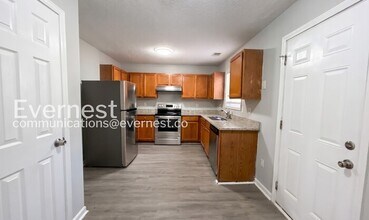 4868 Browns Mill Ferry Rd in Stonecrest, GA - Building Photo - Building Photo