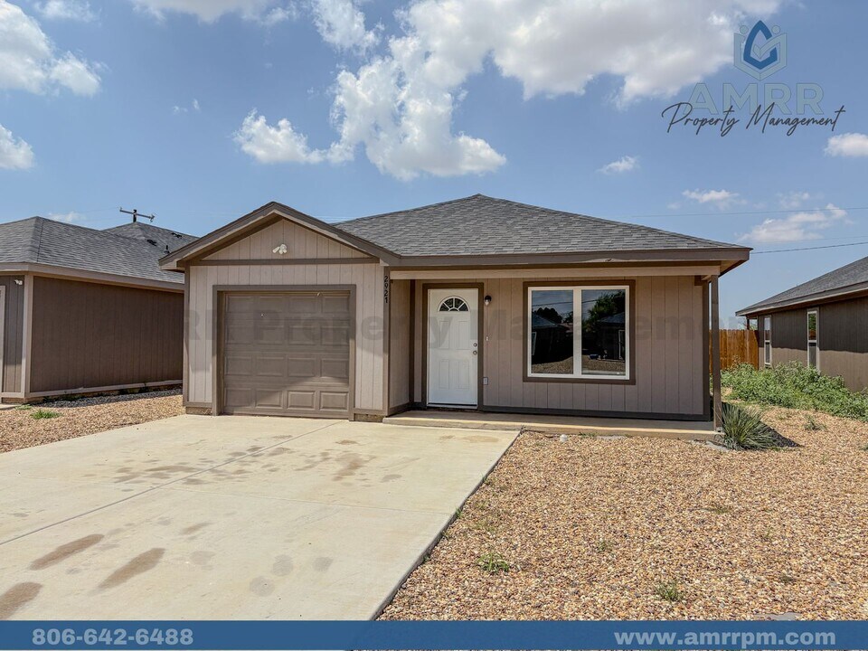 2921 E Cornell St in Lubbock, TX - Building Photo