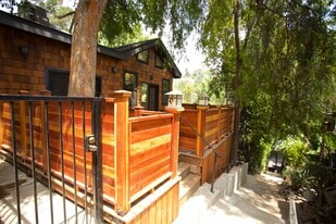 2119 Hyperion Ave in Los Angeles, CA - Building Photo