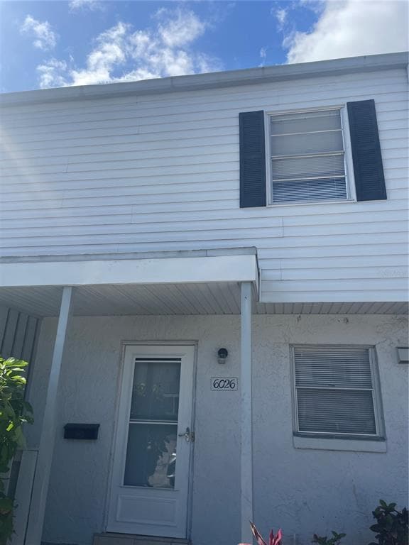 property at 6026 Amberly Ct