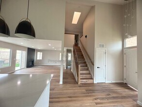 1641 Promontory Ridge Way in Vista, CA - Foto de edificio - Building Photo
