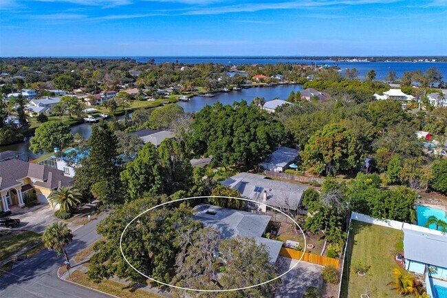 756 Hillcrest Dr in Bradenton, FL - Building Photo - Building Photo