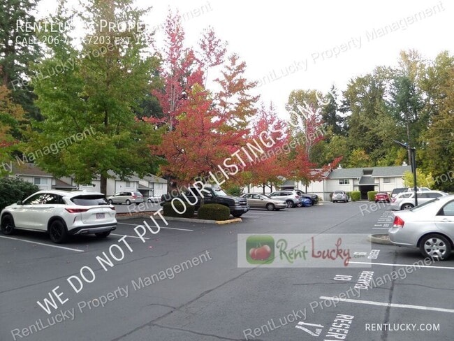 property at 420 S 321st Pl