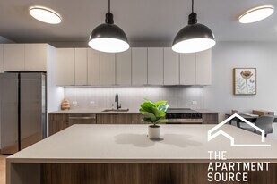 1706 Sherman Ave in Evanston, IL - Building Photo