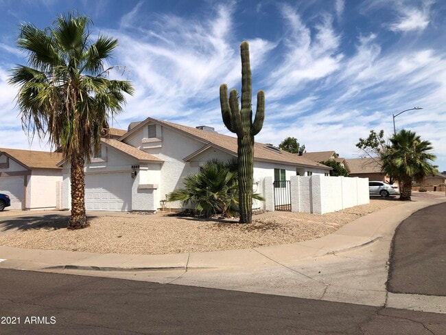 8860 W Athens St in Peoria, AZ - Building Photo - Building Photo