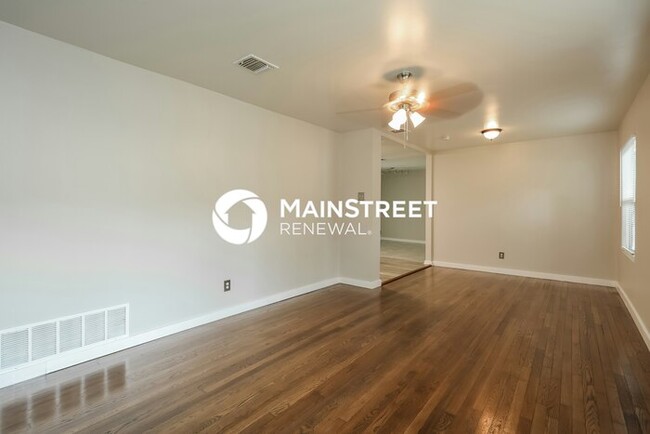 430 Blakeley Dr in San Antonio, TX - Building Photo - Building Photo