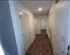 813 Stein Ct in Eau Claire, WI - Building Photo - Building Photo