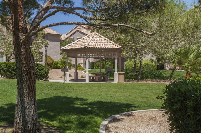 Sahara West in Las Vegas, NV - Building Photo - Building Photo