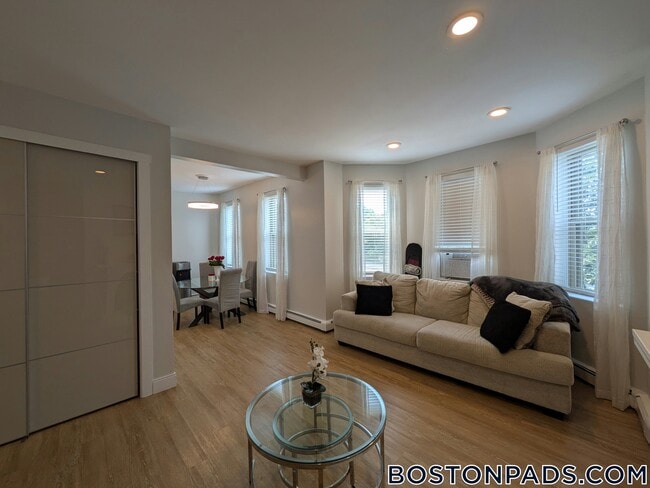 390 Riverway