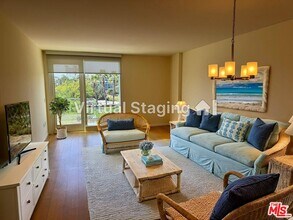 1705 Ocean Ave in Santa Monica, CA - Building Photo - Building Photo