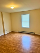12 Colby Way, Unit D in Ellsworth, ME - Foto de edificio - Building Photo