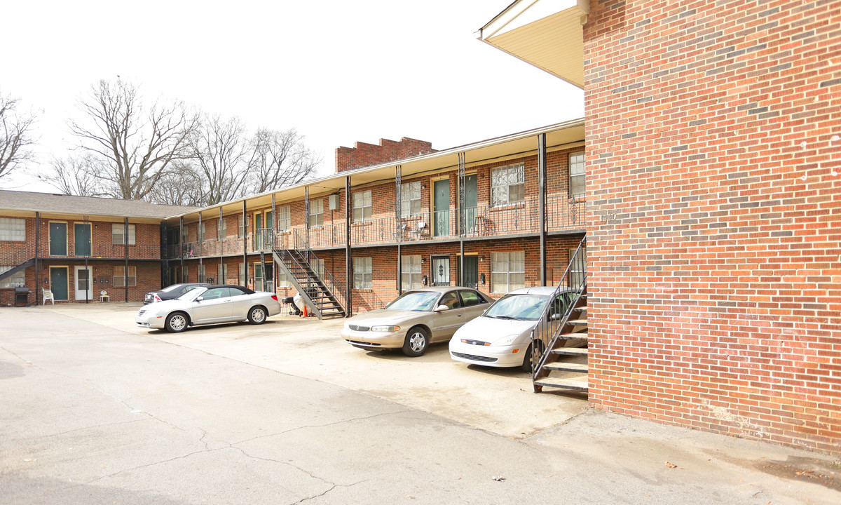 Uptown Stadium in Birmingham, AL - Foto de edificio