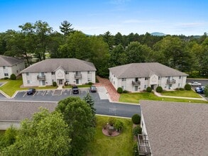 Winding Ridge Estates in Weston, WI - Foto de edificio - Building Photo