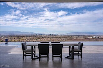 5 Rockstream Dr in Henderson, NV - Building Photo - Building Photo