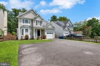 9961 Guilford Rd in Jessup, MD - Building Photo - Building Photo