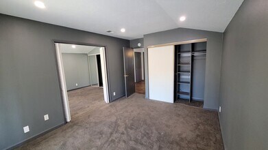 108 Lexington Dr in Vallejo, CA - Building Photo - Building Photo