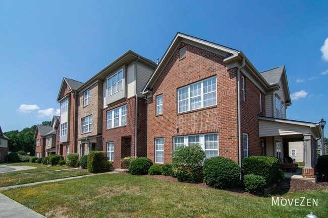 9904 Marni Ct in Raleigh, NC - Building Photo - Building Photo