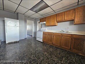 202 Moosic Rd in Old Forge, PA - Building Photo - Building Photo