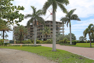 Sunset Pointe at Collany Key in Tierra Verde, FL - Building Photo - Building Photo