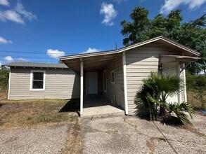2321 David St in Corpus Christi, TX - Building Photo - Building Photo