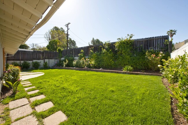 property at 22972 Avenue San Luis