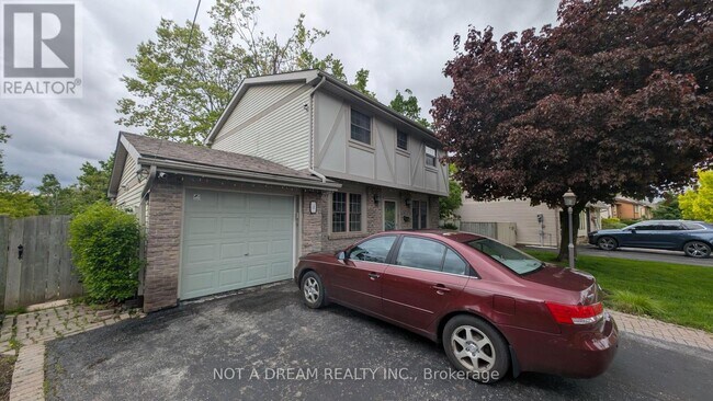 41 Oren Blvd in Barrie, ON - Building Photo - Building Photo