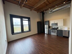 806 Sampson St in Houston, TX - Building Photo