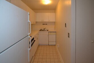 622 W Wellington Ave, Unit 3 in Chicago, IL - Foto de edificio - Building Photo