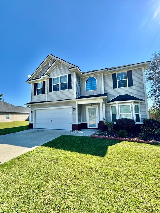 63 Francis Marion Wy in Ludowici, GA - Building Photo