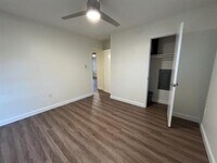 517 Old Central Rd photo'