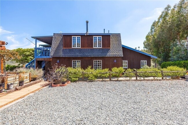 335 Rainbow Crest Rd