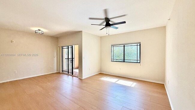 property at 2807 Veronia Dr