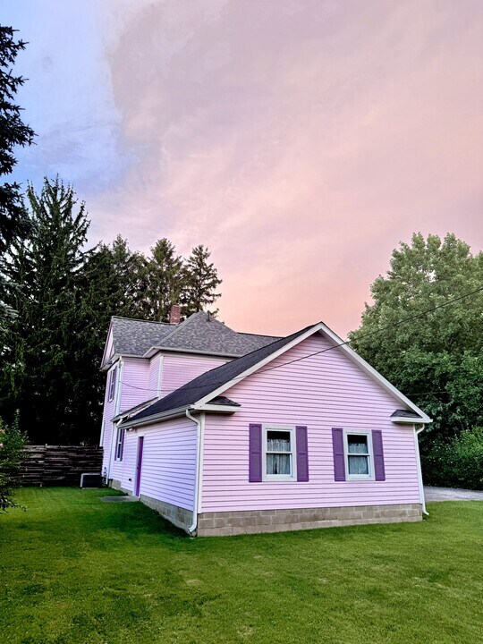 1819 Northwestern Ave in West Lafayette, IN - Building Photo