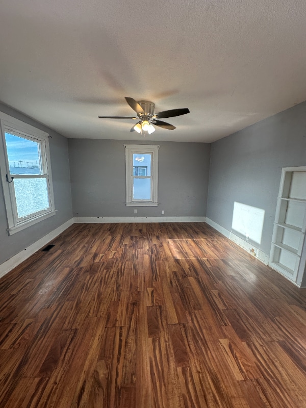 property at 112 6th St SE