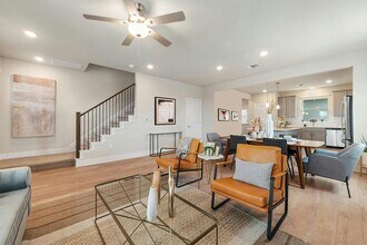 5804 Rotunda View in Austin, TX - Building Photo - Building Photo