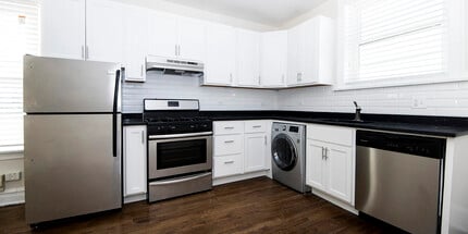 910 Green Bay Rd in Winnetka, IL - Building Photo - Building Photo