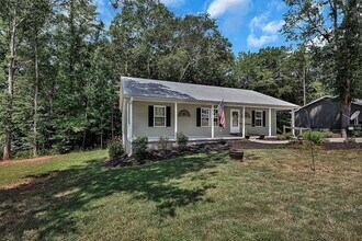 111 Jason Dr in Seneca, SC - Building Photo - Building Photo