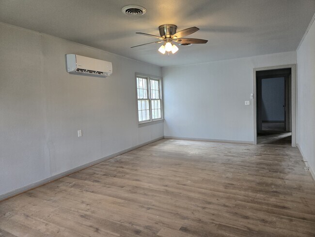 616 E 13th St in Littlefield, TX - Building Photo - Building Photo