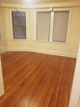 881 Massachusetts Ave, Unit 32 in Cambridge, MA - Foto de edificio - Building Photo