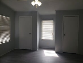 2640 O'Glesby Dr in Raeford, NC - Building Photo - Building Photo