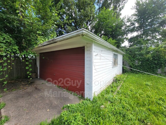 5900 Radnor St in Detroit, MI - Building Photo - Building Photo