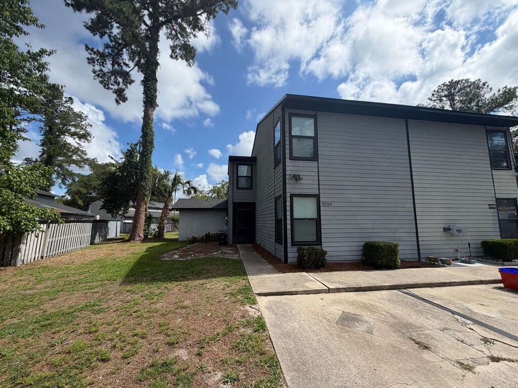 4356 SW 21st Ln | 2 Bedroom Home for Rent in Gainesville, FL