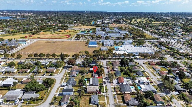 10325 SW 149th Terrace in Miami, FL - Building Photo - Building Photo