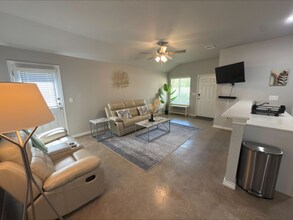 1204 N 8th St in Killeen, TX - Building Photo - Building Photo