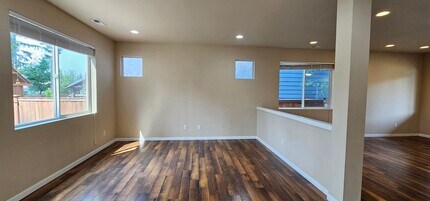 4176 SW Colbert Way in Port Orchard, WA - Building Photo - Building Photo