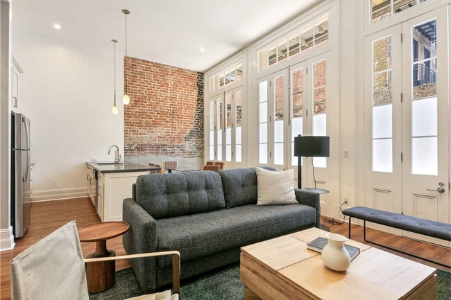 822 Perdido St in New Orleans, LA - Building Photo - Building Photo