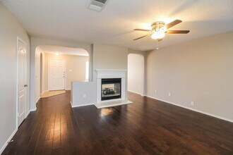 705 Timber Trail in Desoto, TX - Foto de edificio - Building Photo