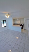 1305 NE 146th St, Unit 1305 in Miami, FL - Building Photo - Building Photo