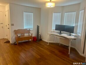 42 Far View Cmns in Southbury, CT - Building Photo - Building Photo