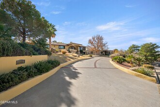 6204 Pinehurst Dr in El Paso, TX - Building Photo - Building Photo